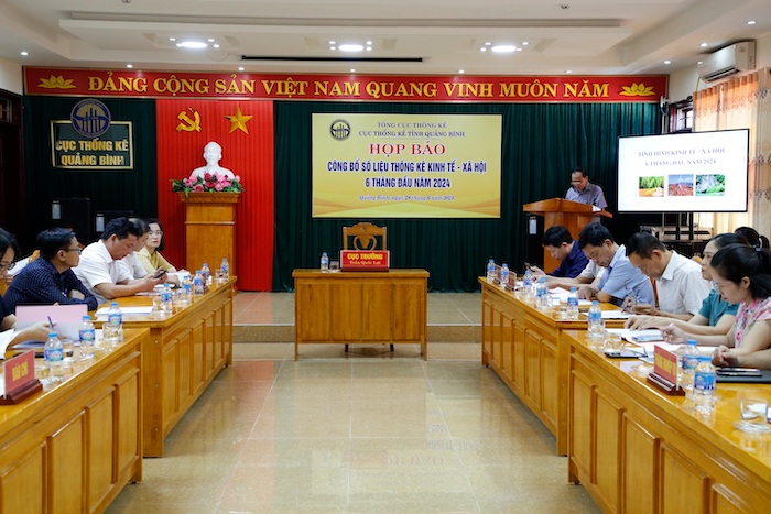 Trong 6 tháng đầu năm, hơn 250 doanh nghiệp ở Quảng Bình giải thể và tạm ngưng hoạt động. Ảnh: Công Sáng