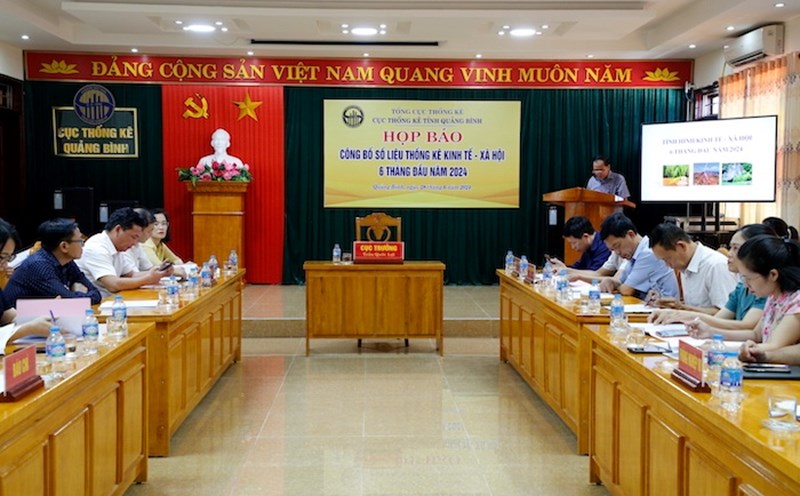 Trong 6 tháng đầu năm, hơn 250 doanh nghiệp ở Quảng Bình giải thể và tạm ngưng hoạt động. Ảnh: Công Sáng