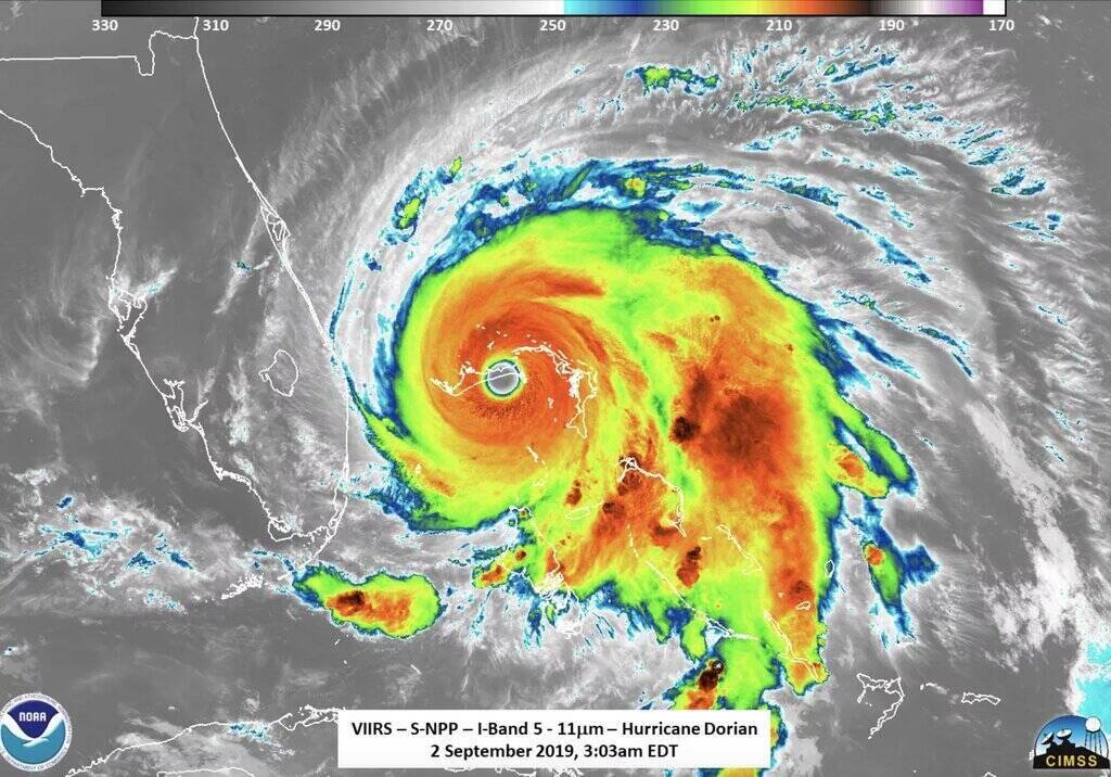 Một cơn bão ở Đại Tây Dương. Ảnh: NOAA
