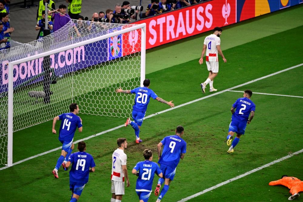 Tuyển Italy đã có thể bị loại từ vòng bảng nếu không có bàn thắng của Mattia Zaccagni. Ảnh: UEFA