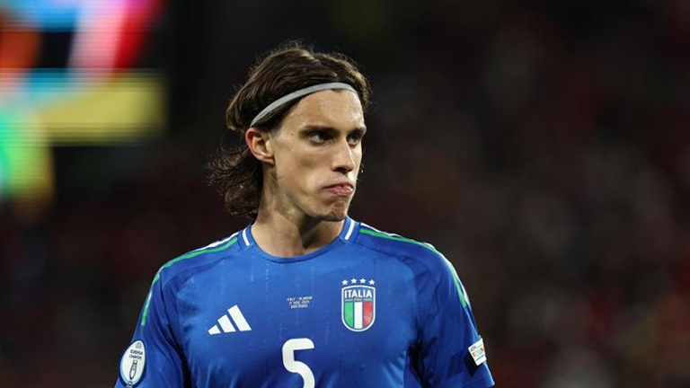 Calafiori đã thể hiện đẳng cấp trong lần đầu tiên tham dự giải đấu lớn cùng đội tuyển Italy. Ảnh: AFP