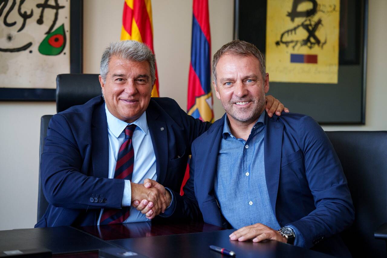 Laporta từ lâu đã bày tỏ sự ngưỡng mộ với Flick.  Ảnh: FC Barcelona 