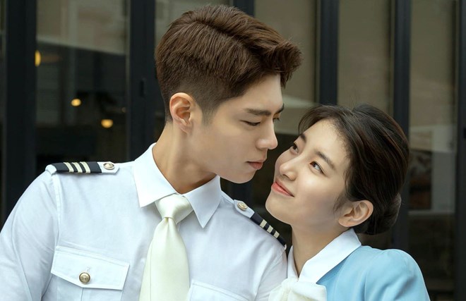 Đạo diễn phim “Wonderland” nói về tin hẹn hò của Park Bo Gum và Suzy