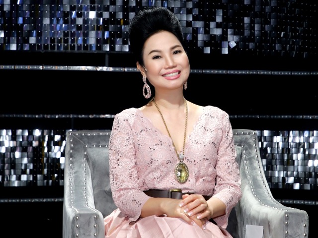 Ca sĩ Thùy Trang bật mí hạnh phúc lớn nhất là được gần gũi với chồng con