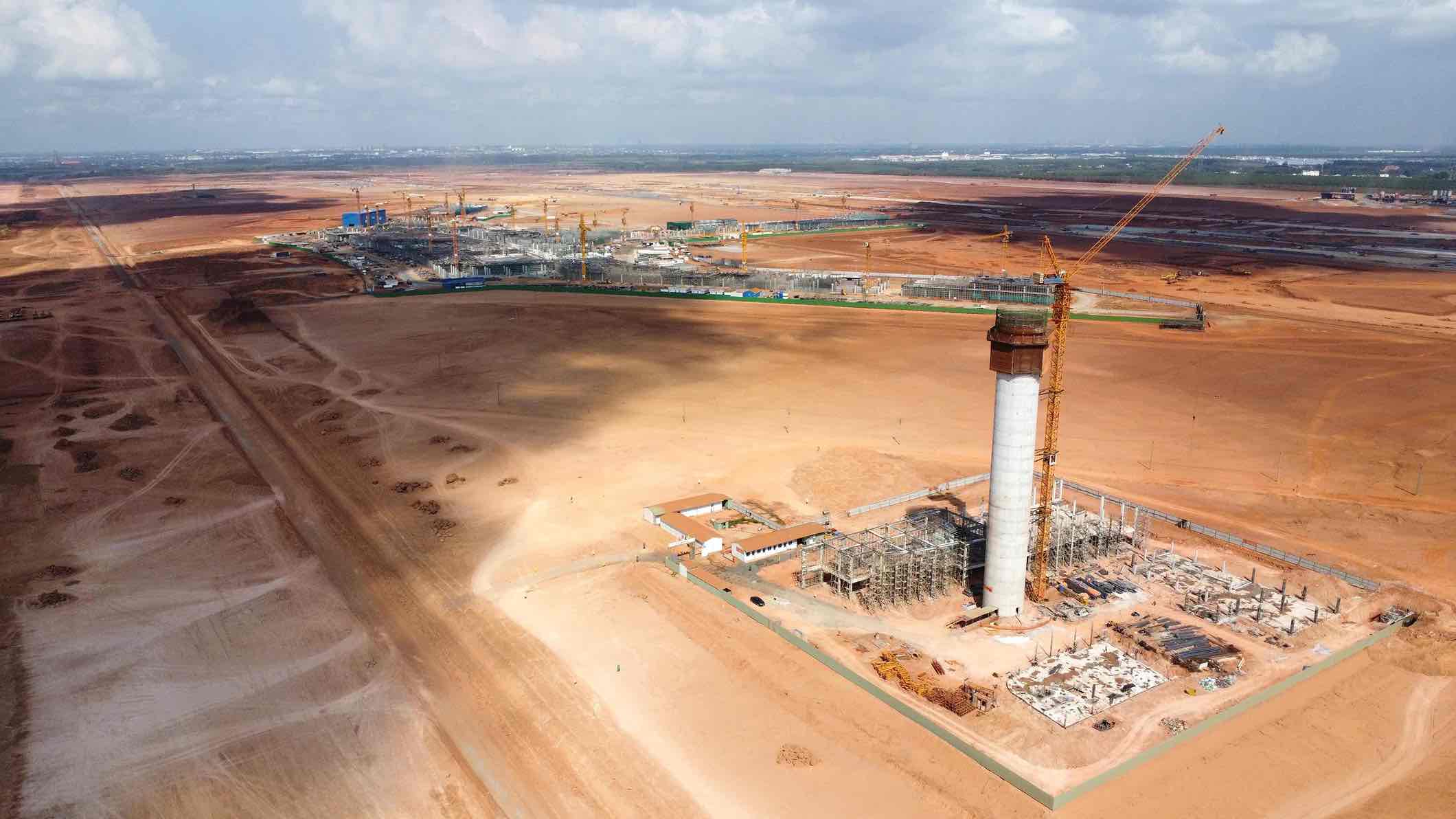 Đài Kiểm soát không lưu sân bay Long Thành có thiết kế hình búp sen, trong đó tháp điều hành cao 123m; có tổng mức đầu tư 3.500 tỉ đồng. Ảnh: Hà Anh Chiến