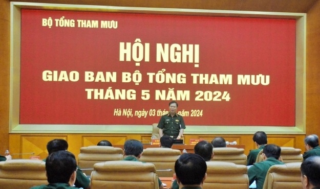 Thượng tướng Nguyễn Tân Cương phát biểu tại Hội nghị. Ảnh: Bộ Quốc phòng