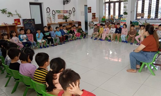 Ngành giáo dục tỉnh Ninh Bình hiện đang thiếu 2.599 người, trong đó có 1.111 biên chế giáo viên. Ảnh: Nguyễn Trường