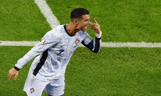 Cristiano Ronaldo chưa có bàn thắng tại EURO 2024 khi không phải vệ tinh nào cũng phục vụ anh. Ảnh: UEFA