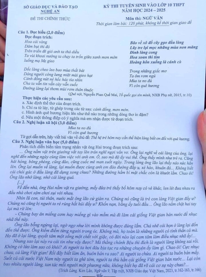 Đề thi môn Ngữ văn của tỉnh Nghệ An. Ảnh: Quang Đại