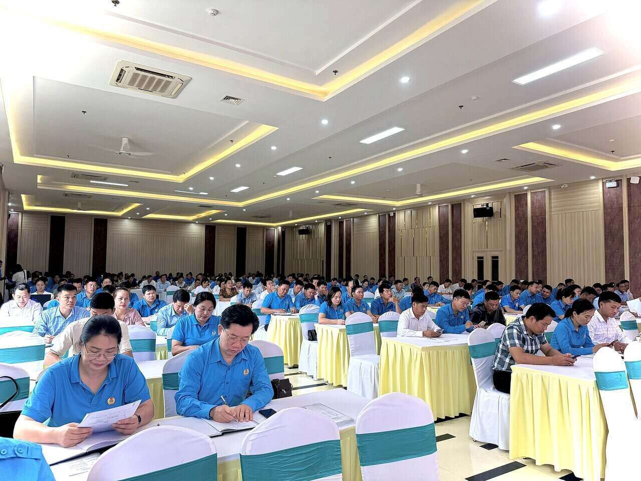 Toàn cảnh buổi tập huấn nghiệp vụ công tác Công đoàn. Ảnh: Minh Nguyễn