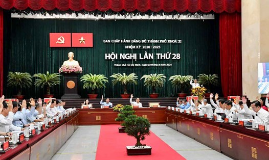 Hội nghị lần thứ 28 (mở rộng) của Ban Chấp hành Đảng bộ TPHCM. Ảnh: Việt Dũng