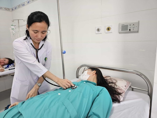 Câu chuyện ngộ độc thực phẩm lại làm nóng nghị trường Khánh Hòa