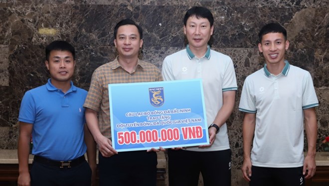 Câu lạc bộ Bắc Ninh thưởng đội tuyển Việt Nam 500 triệu đồng