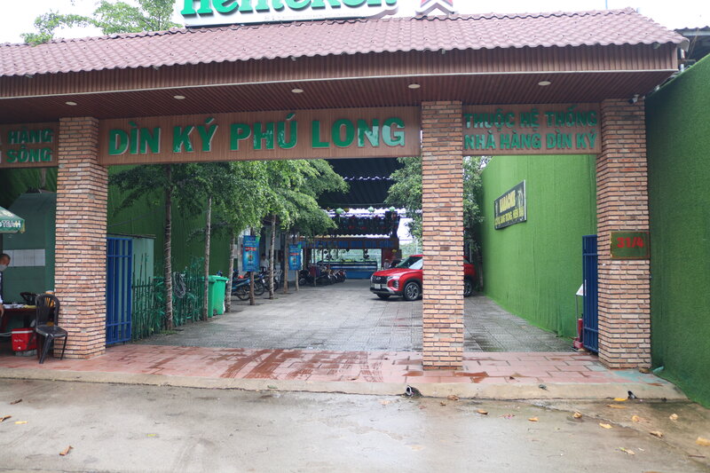 Nhà hàng Dìn Ký Phú Long ở Bình Dương. Ảnh: PV