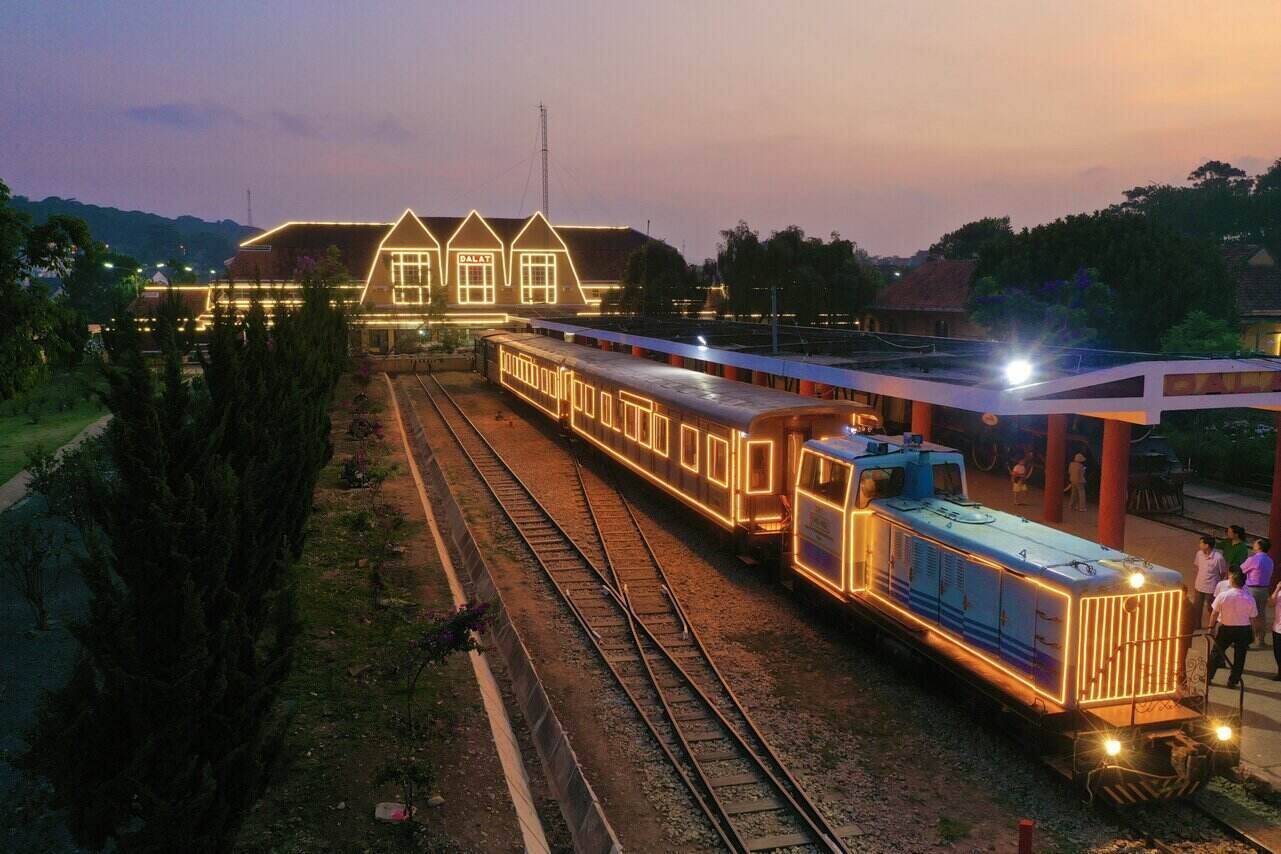 Các sản phẩm du lịch, tour tuyến du lịch hiện nay của Đà Lạt đa dạng chủ yếu dựa trên tiềm năng, thế mạnh của địa phương. Ảnh: Mai Hương