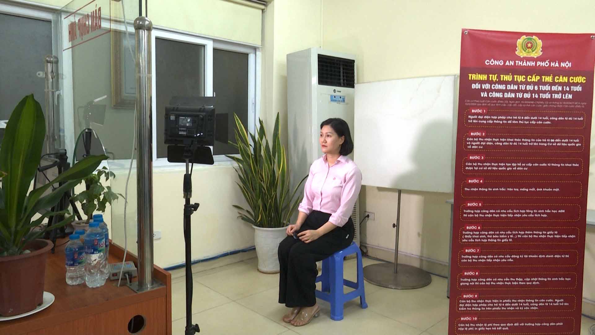 Phụ huynh cảm thấy tiện lợi khi làm thẻ căn cước cho trẻ em