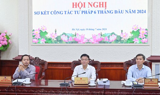 Bộ Tư pháp nêu nhiệm vụ trọng tâm thời gian tới là hoàn thiện hệ thống pháp luật ngăn ngừa tham nhũng, lợi ích nhóm. Ảnh: Bộ Tư pháp