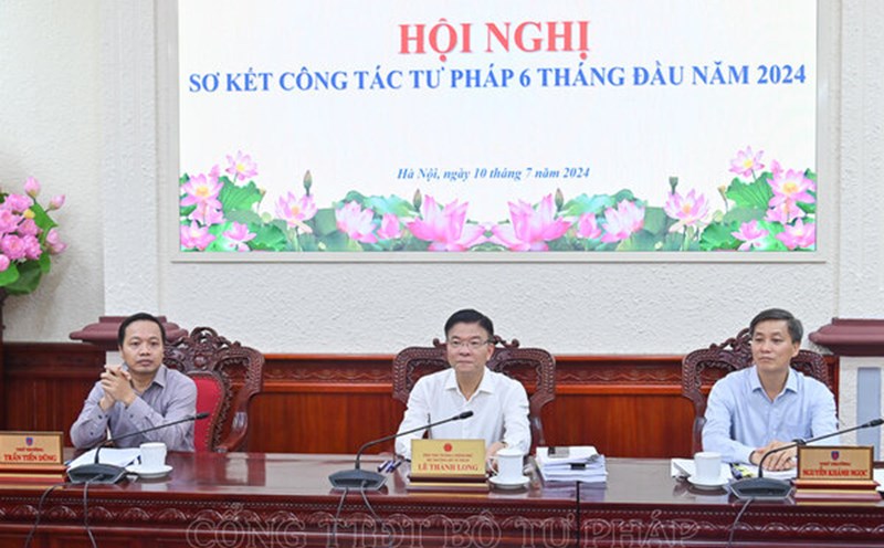 Bộ Tư pháp nêu nhiệm vụ trọng tâm thời gian tới là hoàn thiện hệ thống pháp luật ngăn ngừa tham nhũng, lợi ích nhóm. Ảnh: Bộ Tư pháp