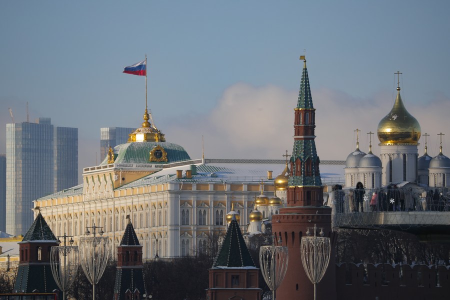 Cờ Nga ở Điện Kremlin, Mátxcơva. Ảnh: Xinhua