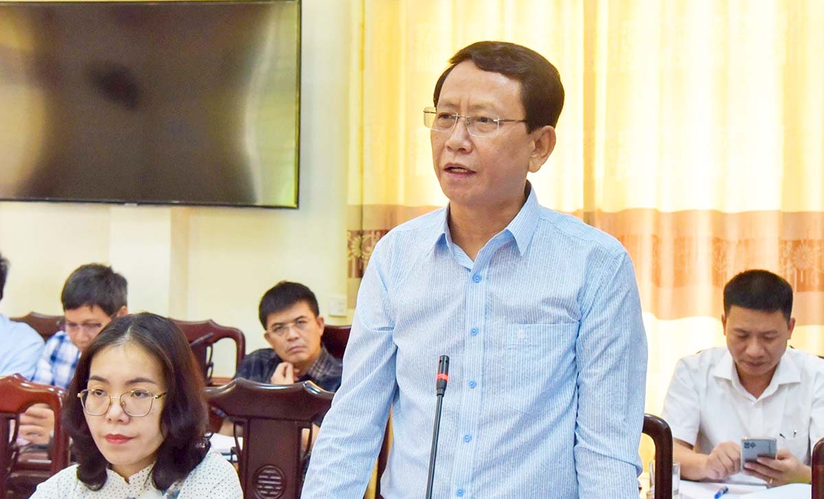 Theo ông Vy Ngọc Quỳnh - Phó Giám đốc Sở Lao động - Thương binh và Xã hội Nghệ An, do mức lương thấp nên doanh nghiệp khó thu hút lao động. Ảnh: Thanh Lê