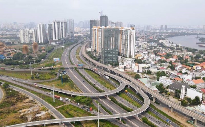 Thời tiết Nam Bộ nắng gián đoạn. Ảnh: Anh Tú