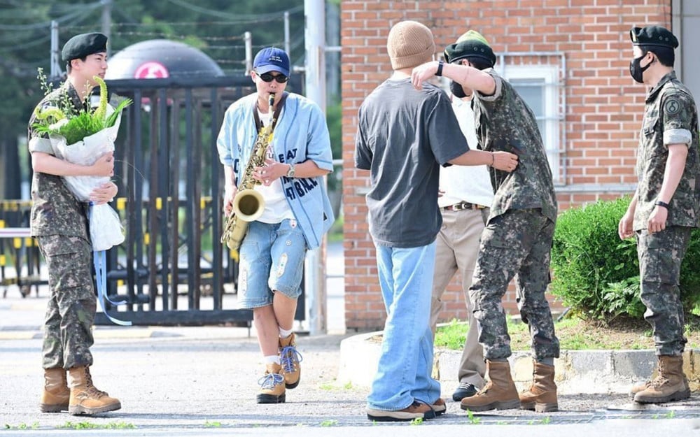 Jin BTS tiết lộ chuyện dở khóc dở cười khi mới xuất ngũ. Ảnh: AllKpop.