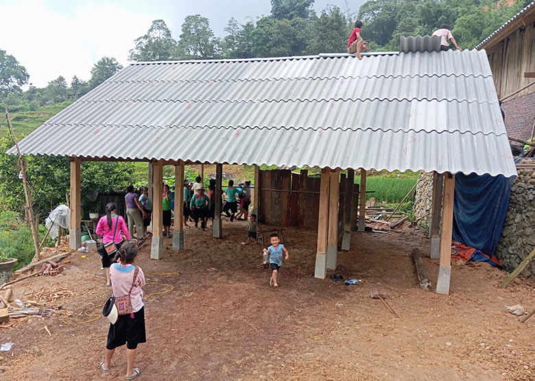 Những căn nhà mới cho người nghèo ở Sa Pa được xây dựng nhờ sự chung sức, đồng lòng của chính quyền và nhân dân. Ảnh: Phạm Quỳnh