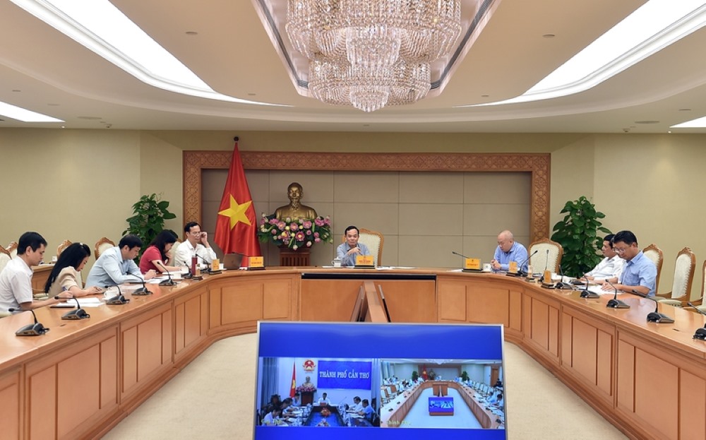 hó Thủ tướng Trần Lưu Quang chủ trì cuộc họp trực tuyến với TP. Cần Thơ về dự án đầu tư xây dựng Bệnh viện Ung bướu Cần Thơ - Ảnh: VGP/Hải Minh