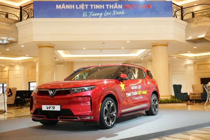 Chiến dịch “Mãnh liệt Tinh thần Việt  Nam - Vì Tương lai Xanh” được Vingroup đưa ra nhằm kêu gọi toàn thể cộng đồng chung tay, góp phần thúc đẩy mạnh mẽ quá trình chuyển đổi xanh. Ảnh: Vingroup