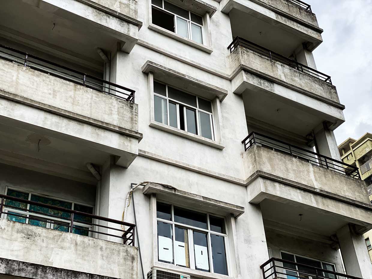 Resettlement buildings N3, N4, N5 located on prime land in the Sài Đồng Urban Area (Hanoi). Photo: Cao Nguyên