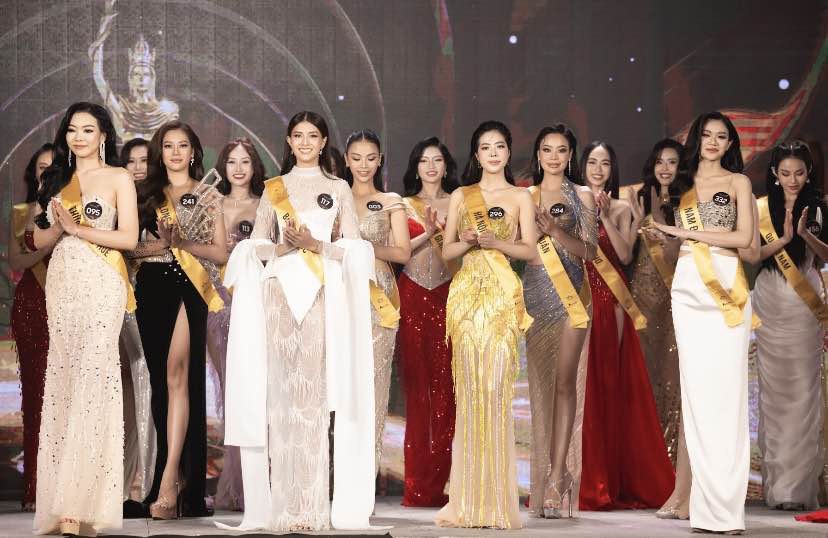 36 thí sinh Miss Grand Vietnam 2024 được trao sash