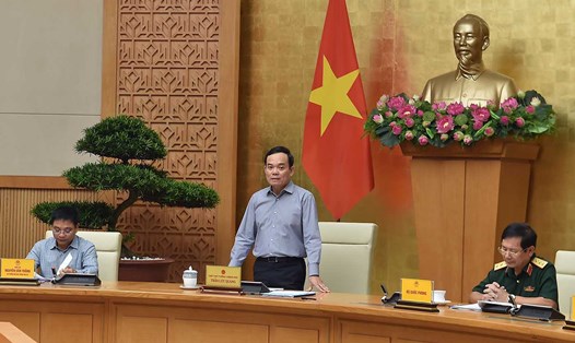 Phó Thủ tướng Chính phủ Trần Lưu Quang phát biểu tại Hội nghị sơ kết công tác bảo đảm trật tự, an toàn giao thông. Ảnh: Hải Minh