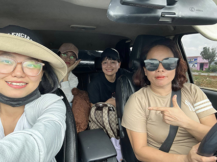 Chuyến phượt xuyên Việt của những chị em phụ nữ đam mê xê dịch. Ảnh: Nhân vật cung cấp