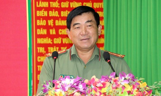Đại tá Nguyễn Văn Hận - Giám đốc Công an tỉnh Kiên Giang phát biểu chỉ đạo hội nghị. Ảnh: Tiến Dũng