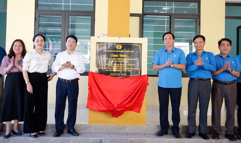 Nhà nội trú giáo viên Trường Mầm non và cán bộ xã Lâm Thủy được khánh thành vào chiều 12.7. Ảnh: Công Sáng