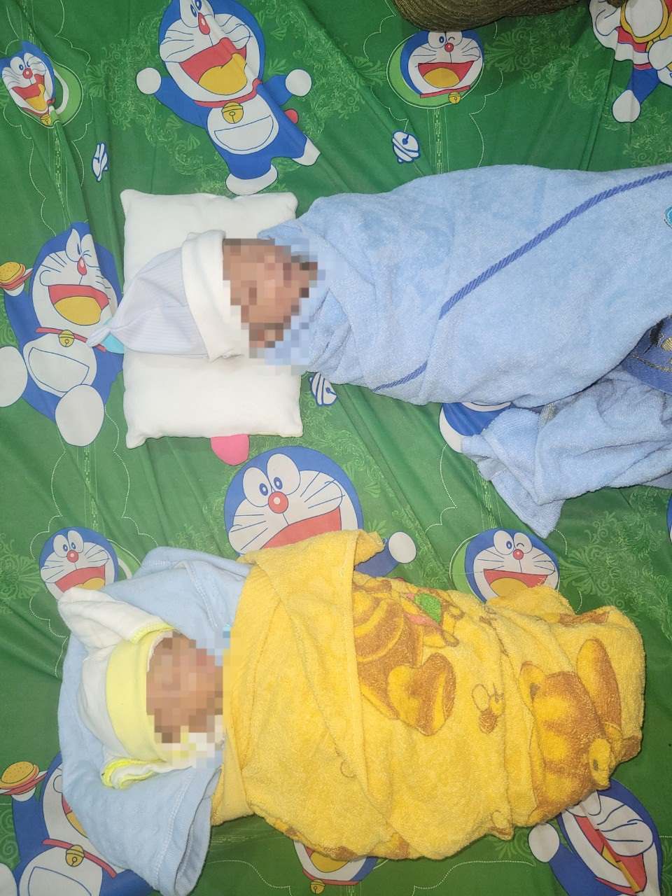 The babies were taken to Binh Duong General Hospital for care. The two abandoned infants were found during a stormy night. Photo: Phu An Commune People's Committee