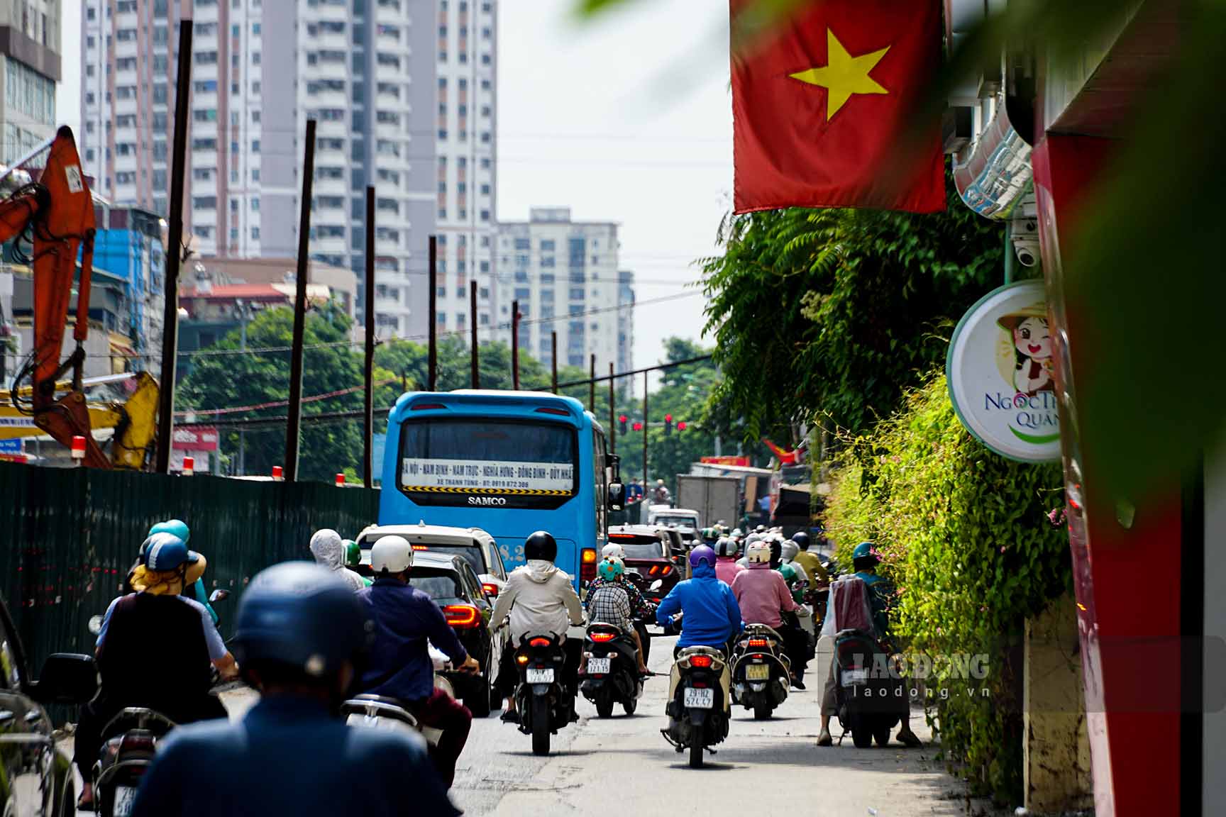 Dự án có tổng mức đầu tư 778 tỉ đồng, do Ban Quản lý dự án Đầu tư xây dựng công trình giao thông thành phố Hà Nội làm chủ đầu tư. Dự án được khởi công xây dựng vào tháng 10.2022, dự kiến hoàn thành sau 3 năm.