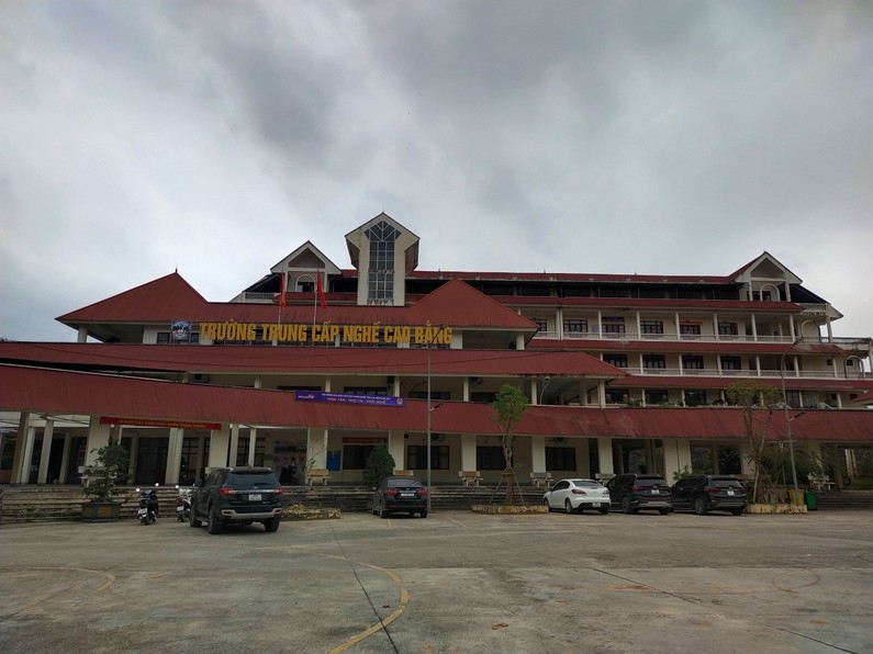 Cao Bang Provincial Vocational School has not been able to build new projects as planned.