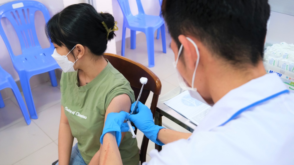 Nhu cầu tiêm ngừa bệnh bạch hầu ở Cần Thơ có xu hướng gia tăng. Ảnh: Phong Linh
