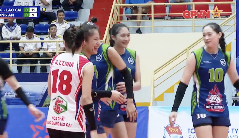 Duc Giang Lao Cai Chemical won easily in set 1.