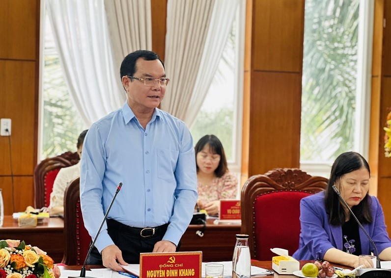 Chairman of the Vietnam General Confederation of Labor gave comments. Photo: Bao Trung