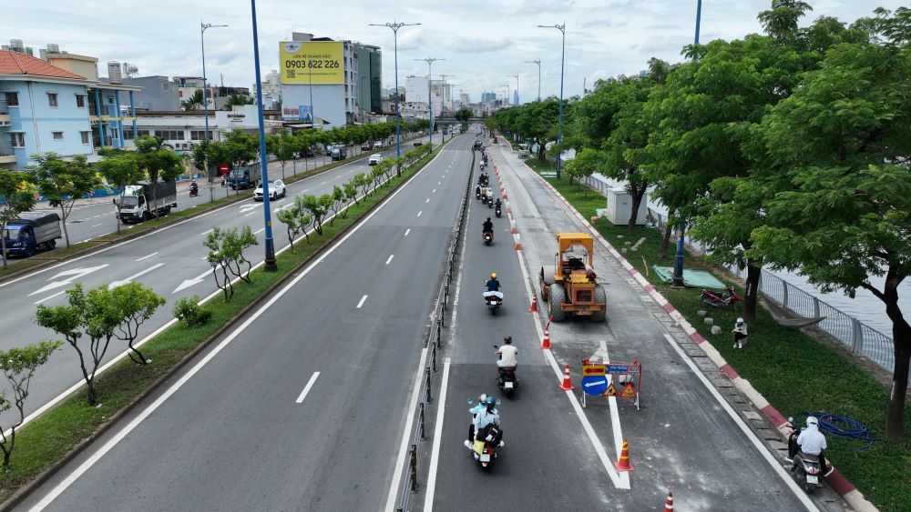 Thời gian dự kiến hoàn thành dự án cải tạo đường Võ Văn Kiệt từ 15.6 đến 15.9. Ảnh: Anh Tú