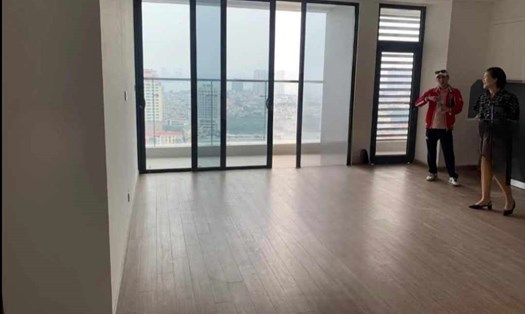 Giá nhà ở bình dân trên thị trường bất động sản khó hạ nhiệt. Ảnh: Thu Giang