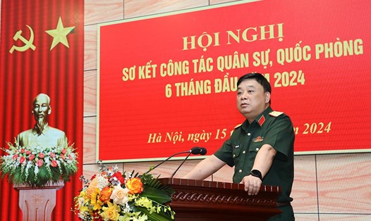Trung tướng Hồ Quang Tuấn - Chủ nhiệm Tổng cục Công nghiệp quốc phòng - phát biểu tại hội nghị. Ảnh: Bộ Quốc phòng