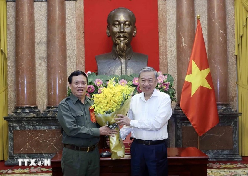 President To Lam congratulated the Traditional Day of the Vietnamese Youth Volunteer Force. Photo: Nhan Sang/TTXVN