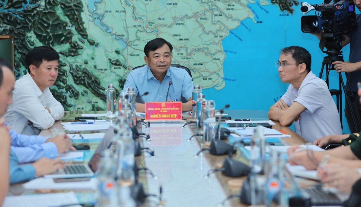 Deputy Minister of Agriculture and Rural Development, Deputy Head of the National Steering Committee for Natural Disaster Prevention and Control Nguyen Hoang Hiep. Photo: Van Ngan/VOV.vn