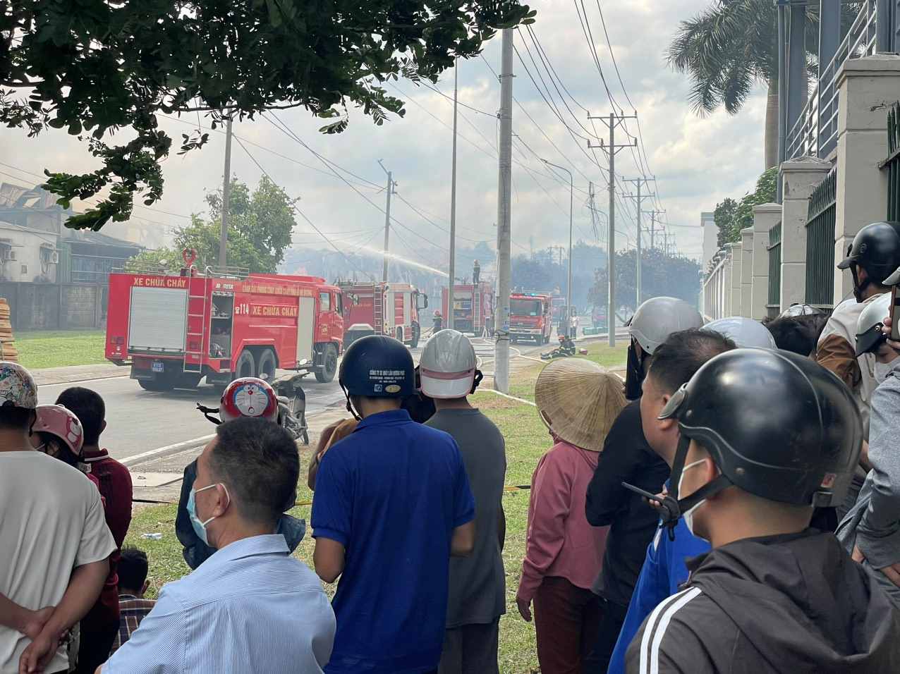 The fire caused heavy damage to the business. Photo: Dinh Trong