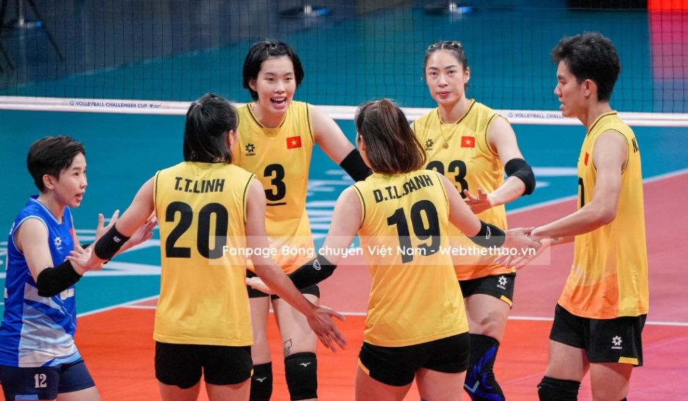 Thanh Thuy (No. 3) with the Vietnamese women's volleyball team at the FIVB Challenger Cup 2024. Photo: Vietnam Volleyball