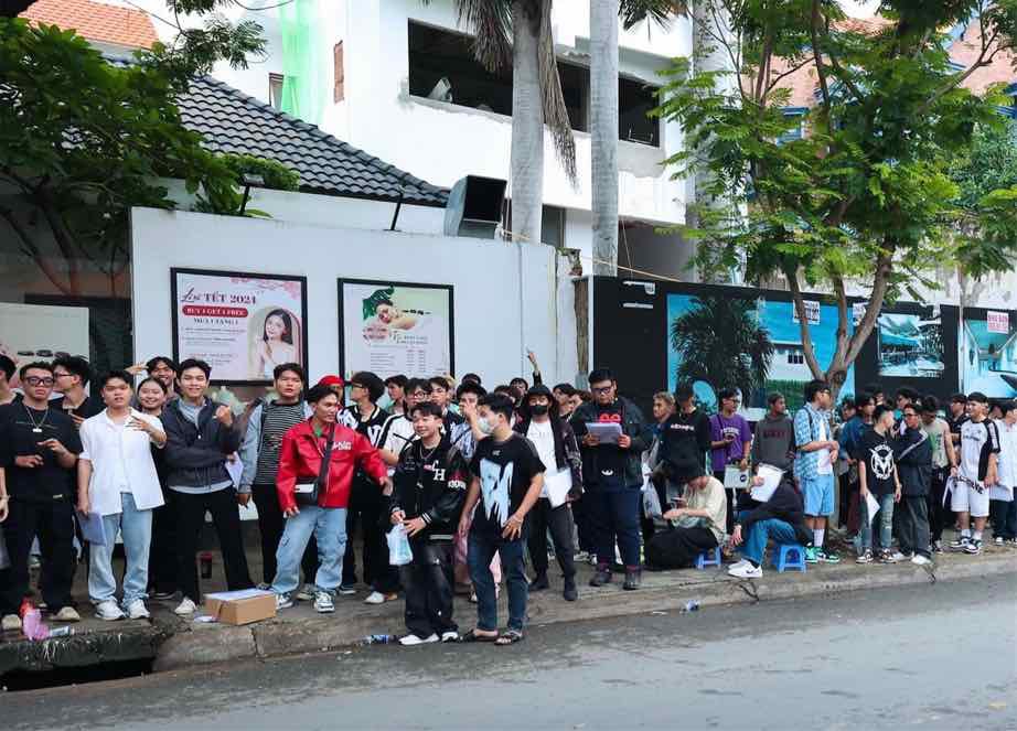 Many candidates came to participate in the casting of Rap Viet 2024. Photo: NSX