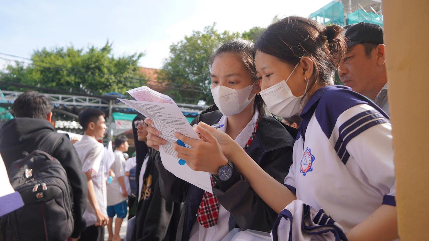 8h ngày 17.7.2024, Bộ Giáo dục và Đào tạo đã công bố điểm thi tốt nghiệp THPT năm 2024. Ảnh: Yến Phương